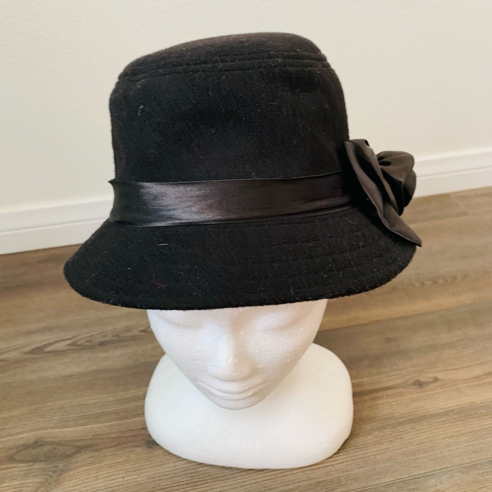 Hat - Picture 2 of 7